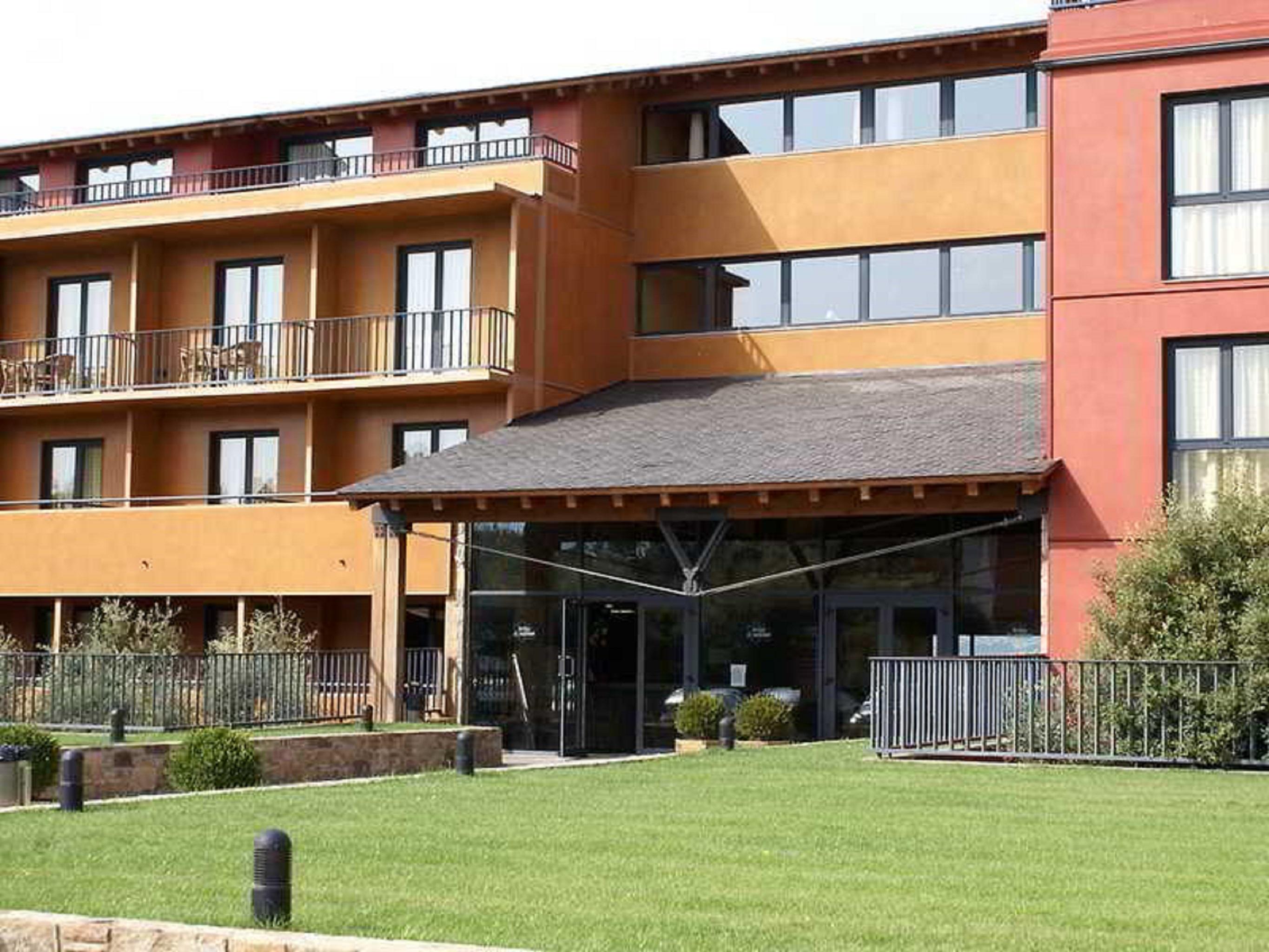 Montanya Hotel Seva Exterior photo